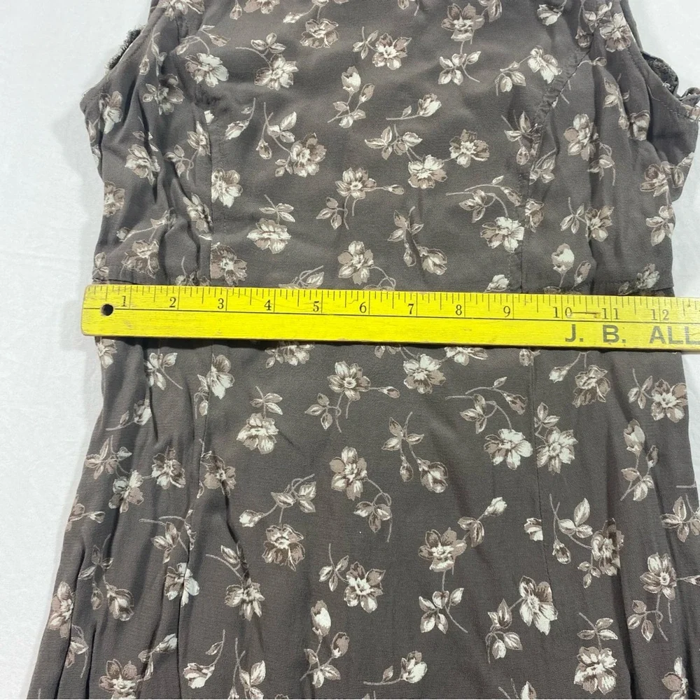 GAP Floral Sleeveless Dress - Picture 4 of 8